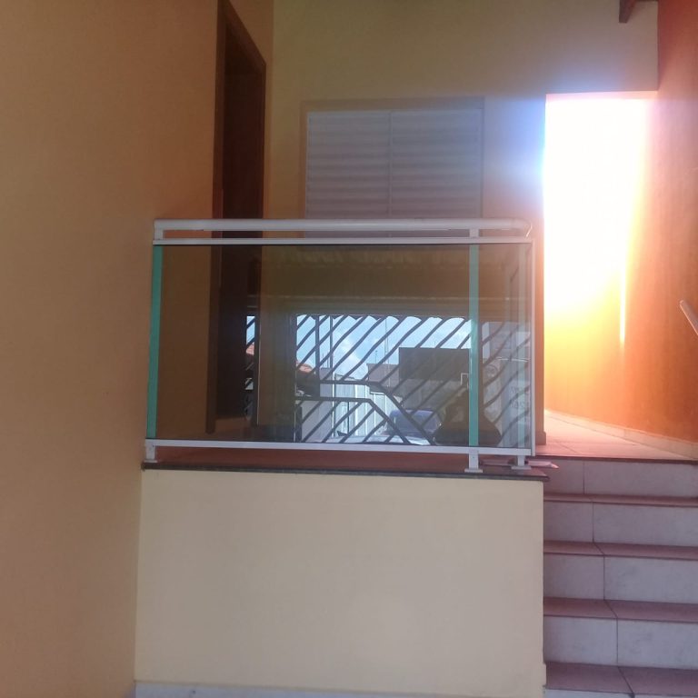 Casa 02 dormitórios- Vila Rami